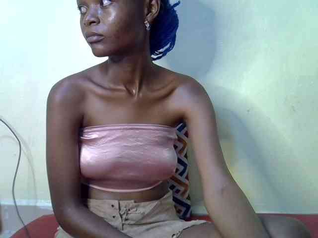 Hotdreamteen001 webcam