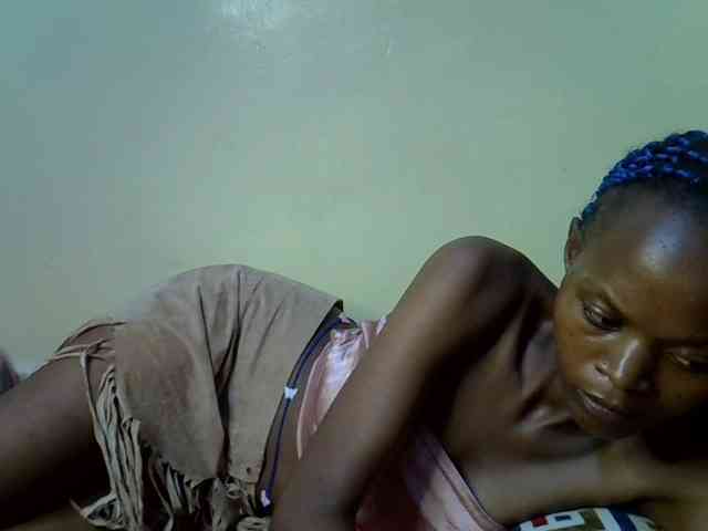 Hotdreamteen001 webcam