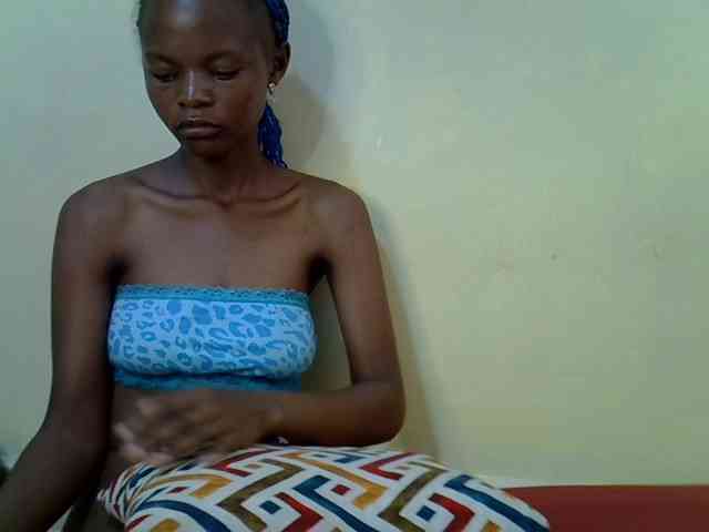 Hotdreamteen001 webcam