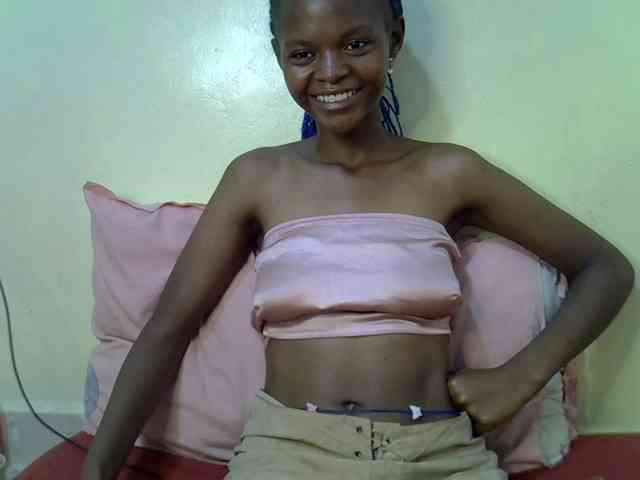 Hotdreamteen001 webcam