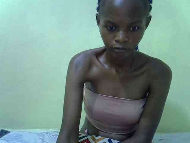 Hotdreamteen001 webcam