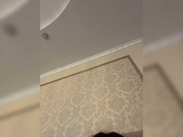 go to chat with VICTORIA_