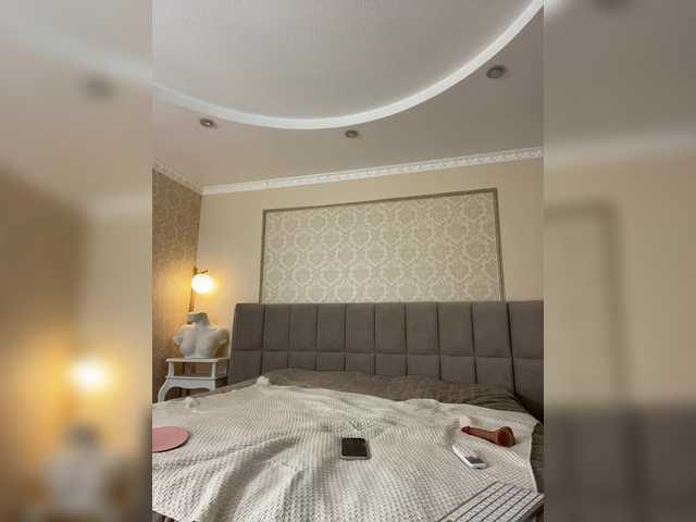 Accedi alla chat con il nickname VICTORIA_ VICTORIA_