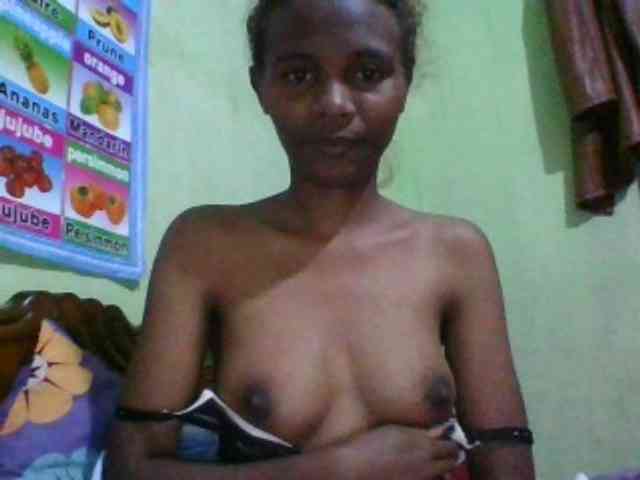 Mayah21a webcam