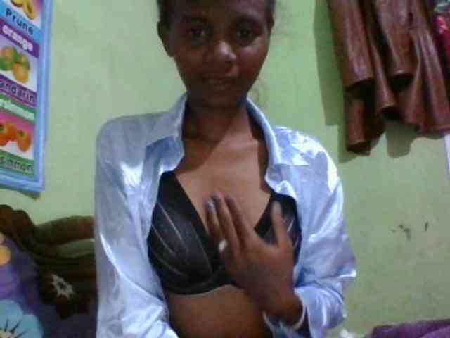 Mayah21a webcam