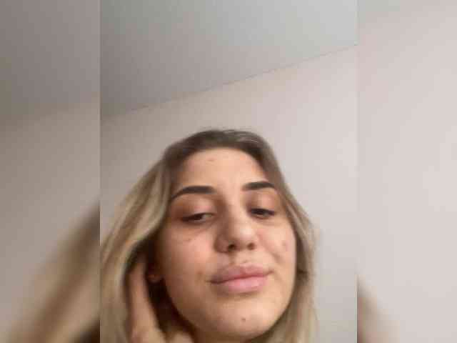 Aleksandra1223 webcam