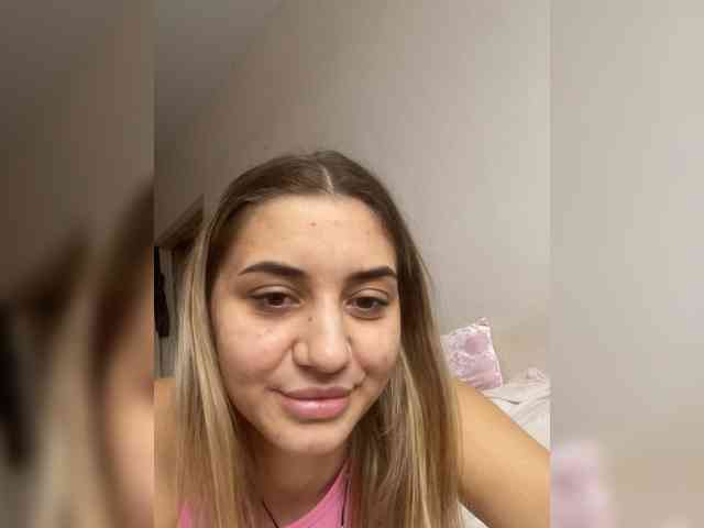 Aleksandra1223 webcam