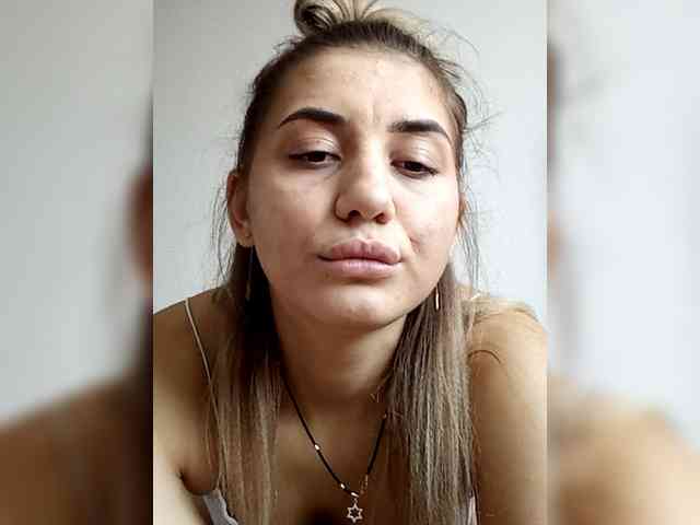 Aleksandra1223 webcam