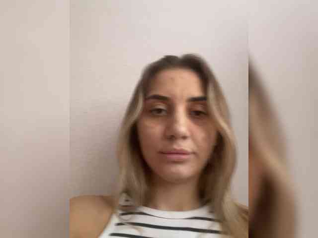 Aleksandra1223 webcam