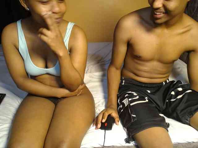 BoonieAndClyde webcam