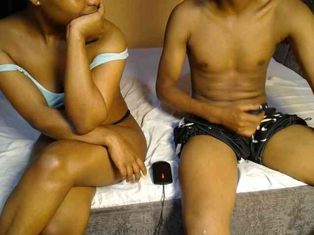 BoonieAndClyde webcam