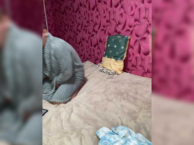 go to chat with Queen-of-squirt