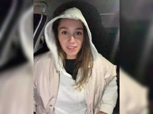 Entra en el chat con el modelo Cat-meowa Cat-meowa