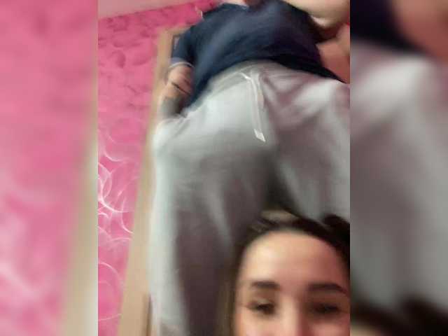 Gratis Live Sexcam mit Queen-of-squirt Queen-of-squirt