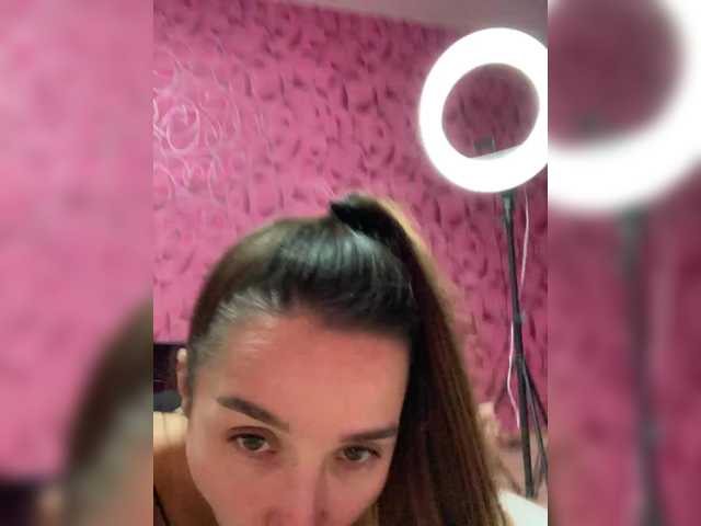 Accedi alla chat con il nickname Queen-of-squirt Queen-of-squirt