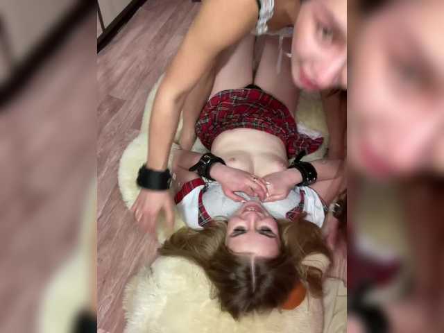 Vai a chattare su Queen-of-squirt Queen-of-squirt