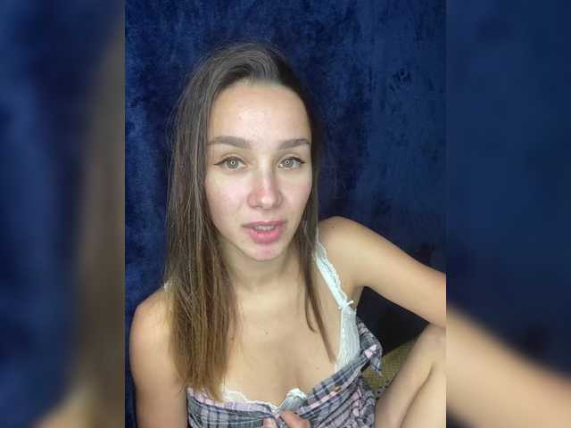 Entra en el chat con el modelo Cat-meowa Cat-meowa