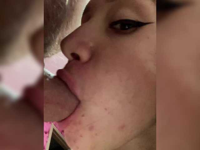 Vai a chattare su Queen-of-squirt Queen-of-squirt