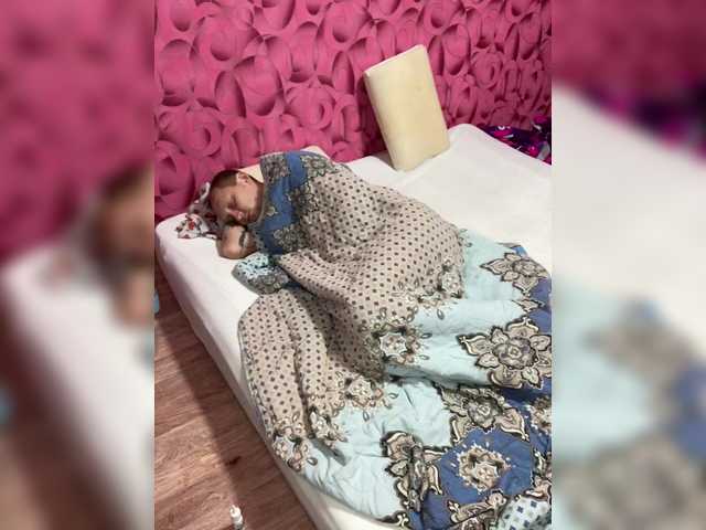 Vai a chattare su Queen-of-squirt Queen-of-squirt