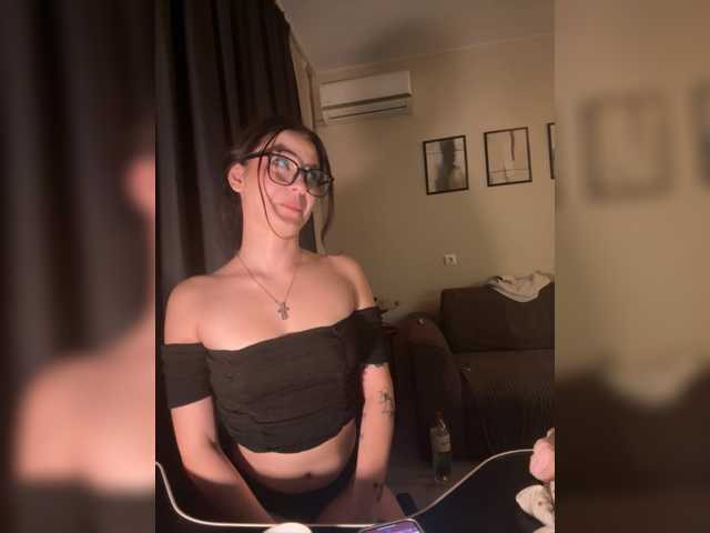 Gratis Live Sexcam mit wowitsbarbie_ wowitsbarbie_