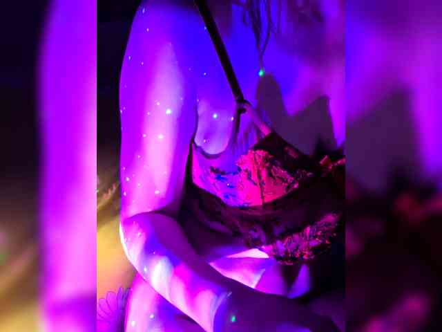 Bunnybadbunny webcam