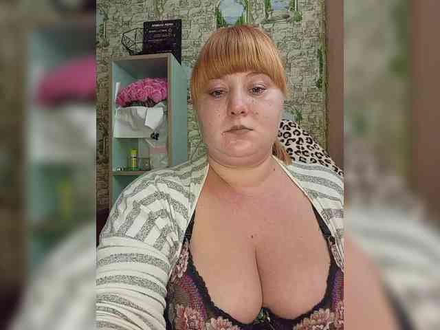 Miss-Tits2025 webcam