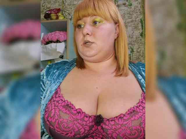 Miss-Tits2025 webcam