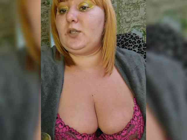 Miss-Tits2025 webcam