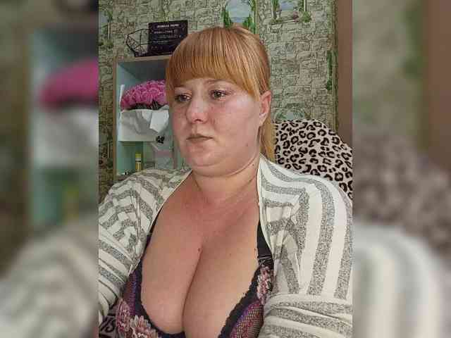 Miss-Tits2025 webcam