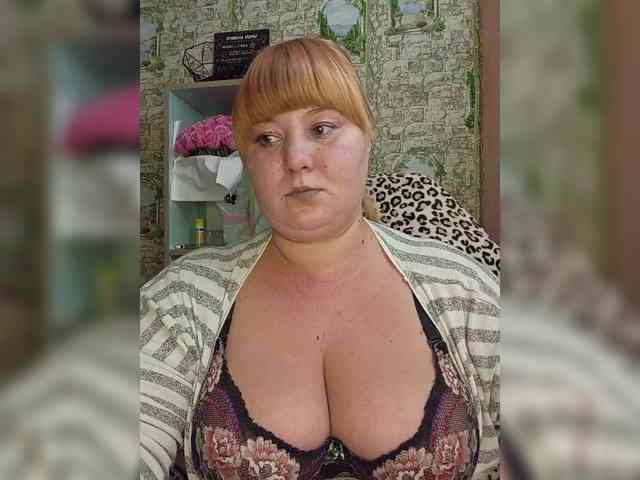 Miss-Tits2025 webcam