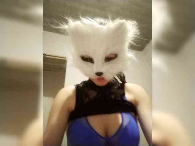 Littlegirl777 webcam