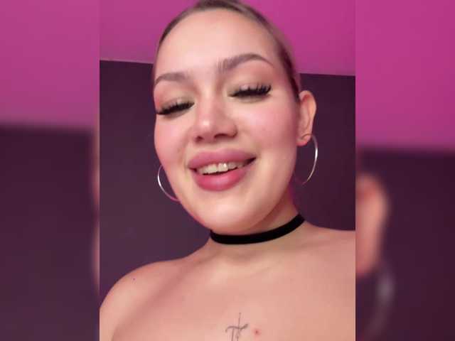 Entrez le videochat erotique avec le
modèle James-Eva0 James-Eva0