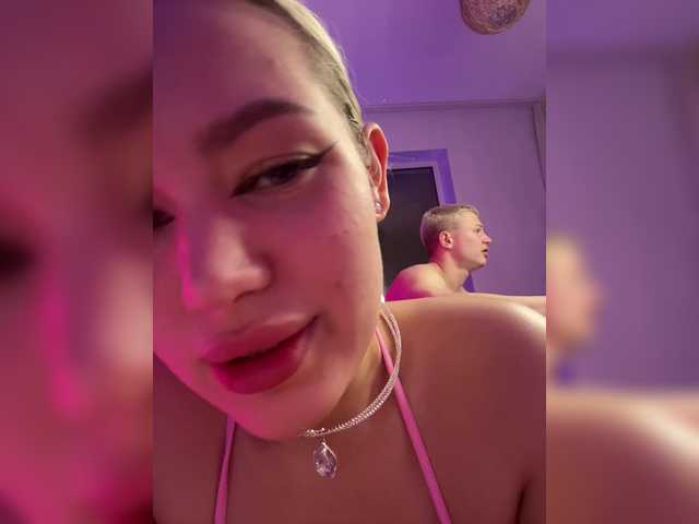 go to chat with James-Eva0