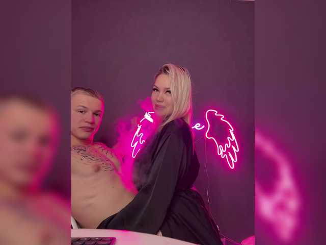 Gratis Live Sexcam mit James-Eva0 James-Eva0