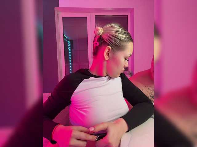 Gratis Live Sexcam mit James-Eva0 James-Eva0