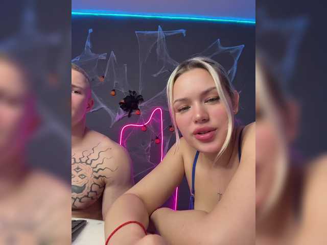 go to chat with James-Eva0