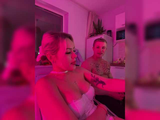 Vai a chattare su James-Eva0 James-Eva0