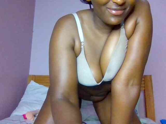 Naughtyliby webcam