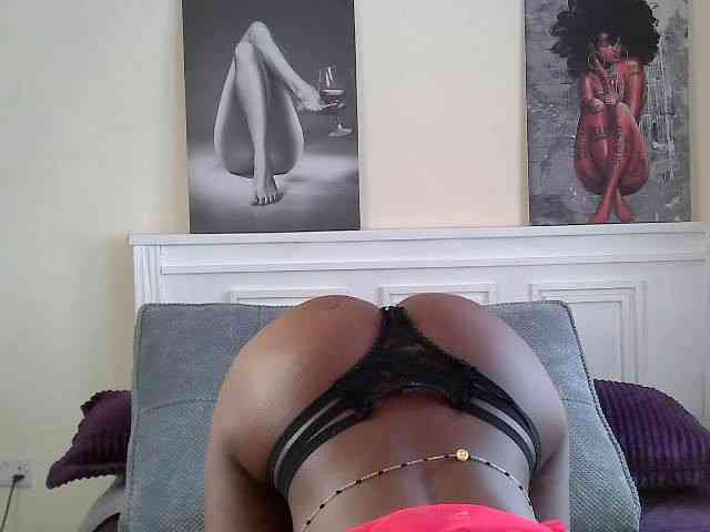 TashaB webcam