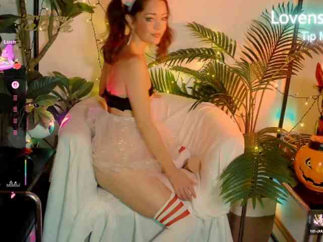 smallestgirlinchat01 webcam