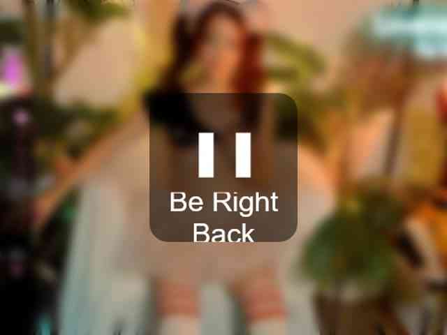 smallestgirlinchat01 webcam