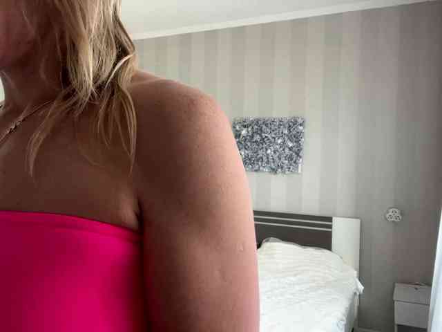 JadeExx webcam
