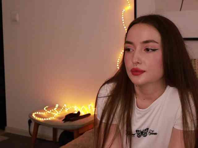 ChloeMeow webcam