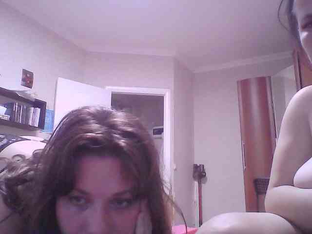 Yxoooeiy webcam