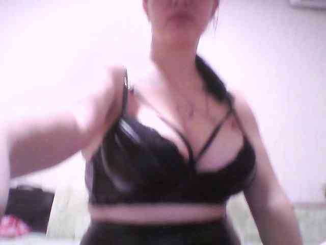 Yxoooeiy webcam