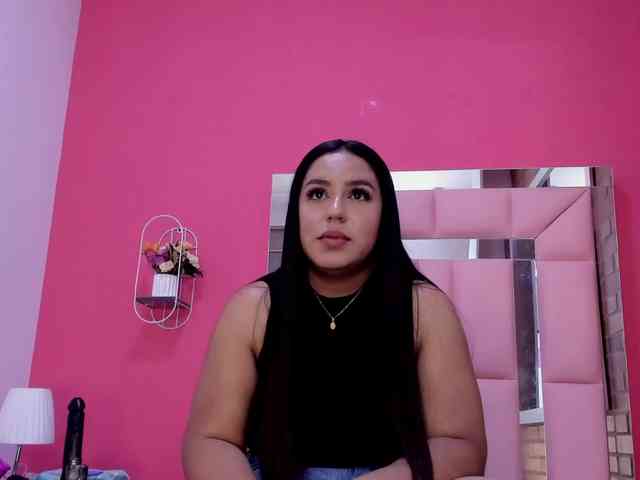 Karolhot69 webcam