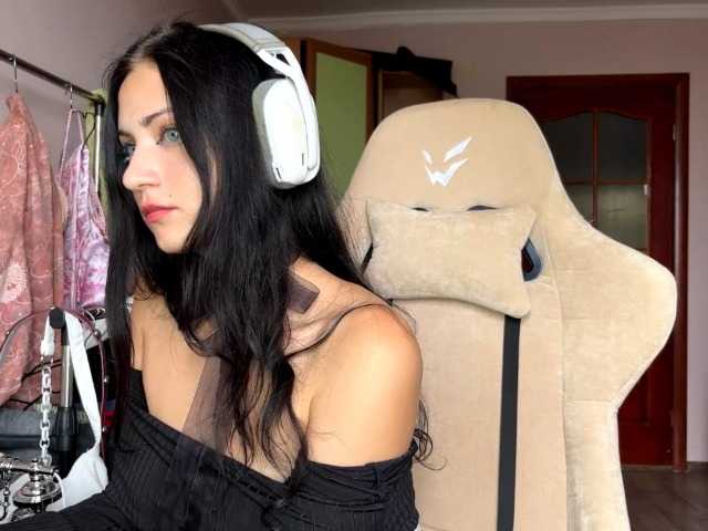 YajairaWeare webcam