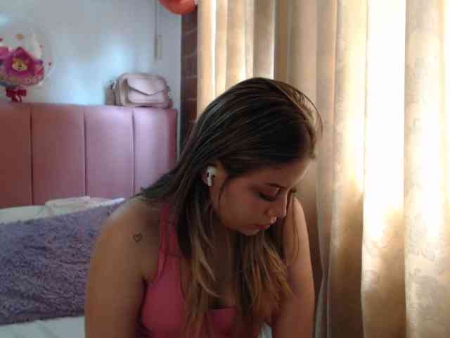 Alaina-Blessed webcam