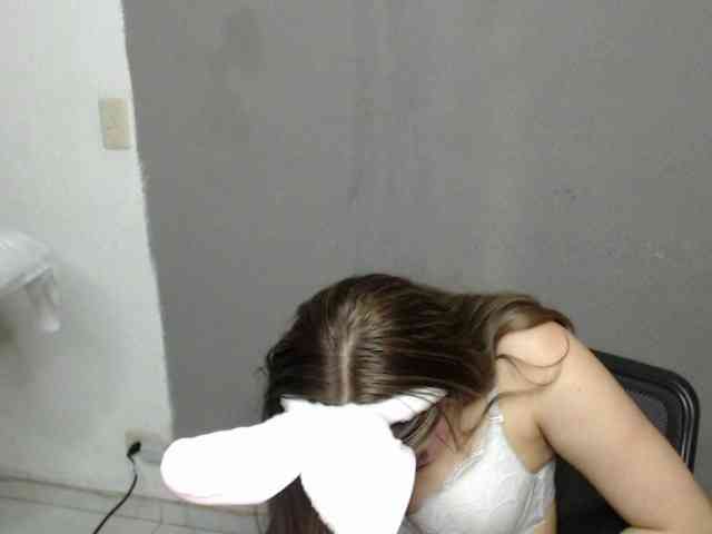 Alaina-Blessed webcam