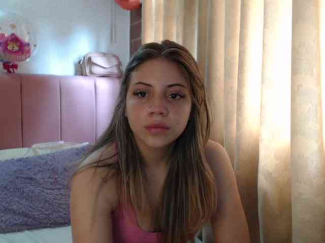 Alaina-Blessed webcam